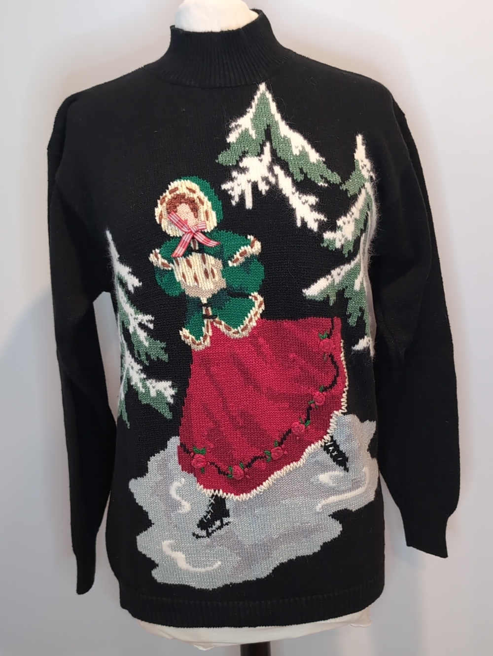 Vintage Susan Bristol Black Holiday Ice Skater Sweater Medium Grannycore
